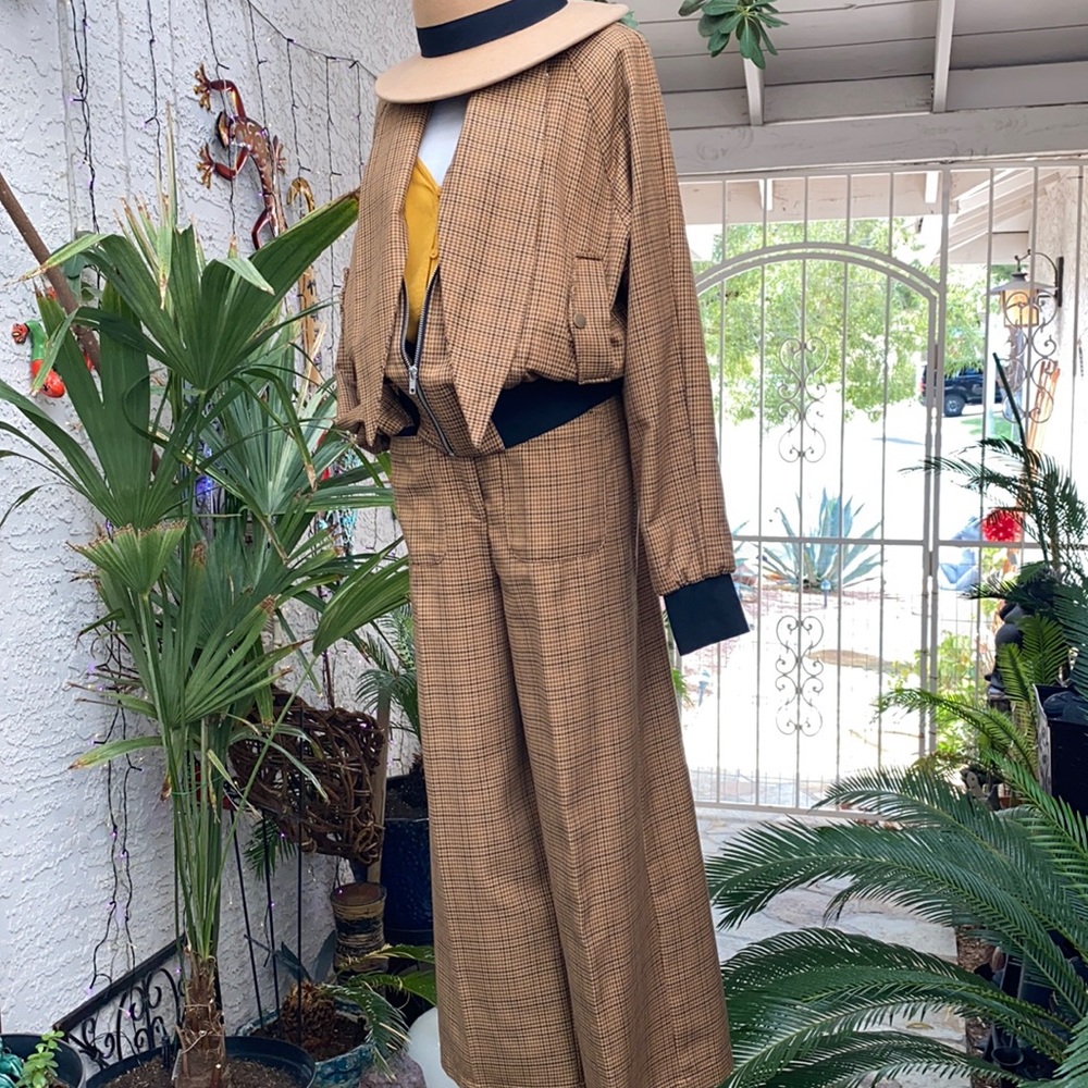 Herringbone Pattern 3 Piece Ankle Length Pants Ou… - image 1